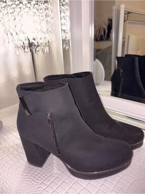 Women's Black Suede-Look Ankle Booties with Side Zip